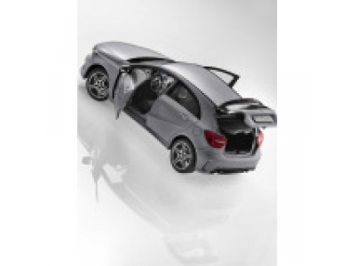 Модель Mercedes-Benz A-Class AMG 2012, Mountain Grey, Scale 1:18, артикул B66960125 от Mercedes Модель Mercedes-Benz A-Class AMG 2012, Mountain Grey, Scale 1:18, артикул B66960125